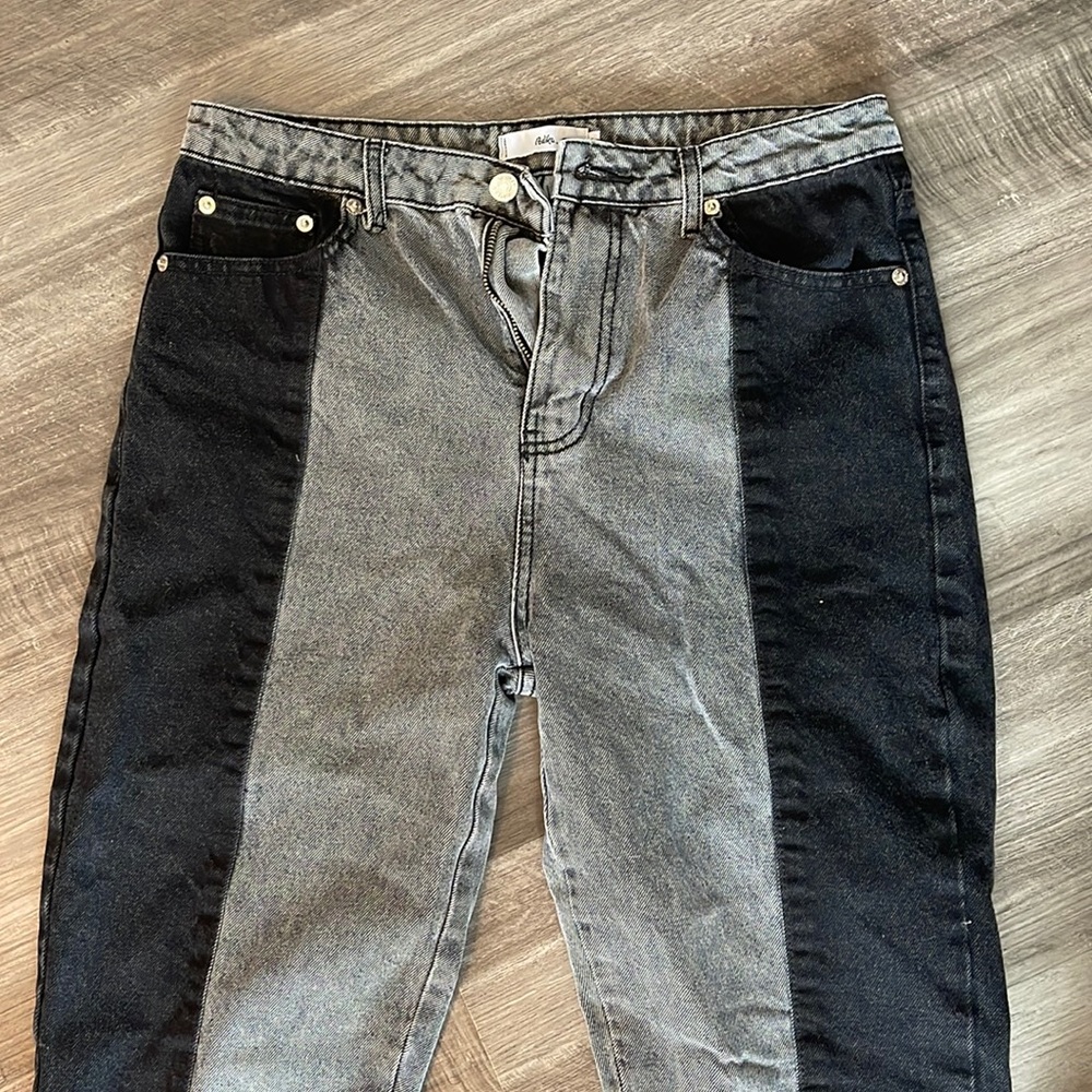 Adika Jeans, Size: large.